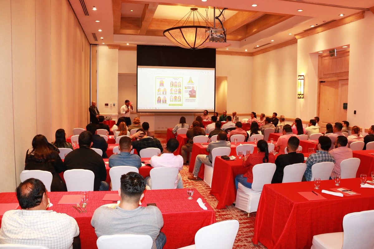 andrescastrohn's tweet image. Un honor contar con el respaldo del Ing. Octavio Pineda y sus equipos a nuestra planilla para llevar adelante una gestión que promueva cambios en el #CICH. Colega Ing Civil este 30 de Julio a votar por toda nuestra planilla #ElCambioYaViene