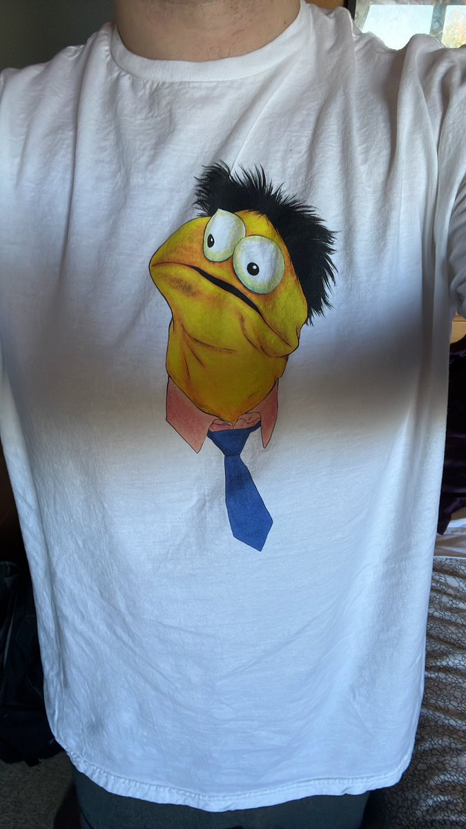 simonNZ91's tweet photo. @SomeMoreNews @drmistercody why does my new Warmbo shirt smell like corn cream? https://t.co/WKRcg0kk2r