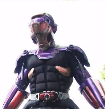 メタルマン アイアンマンのパクリ映画メタルマンよく見たらベルトがカブトゼクターwww