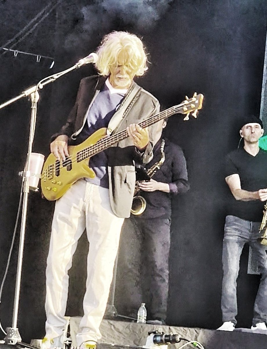 D_Liddellx's tweet photo. Had one of the best times with my girls seeing @wetwetwetuk at #letsrockscotland last weekend. Was very hot and worth the early start to get to that barrier ๐ถ๐ค๐ธ๐ซถ๐ด๓ ง๓ ข๓ ณ๓ ฃ๓ ด๓ ฟ
@graemeclark1 @kevinsimm @graemeduffin @dougiesouness @MattTrumpet https://t.co/26byAba7Pl
