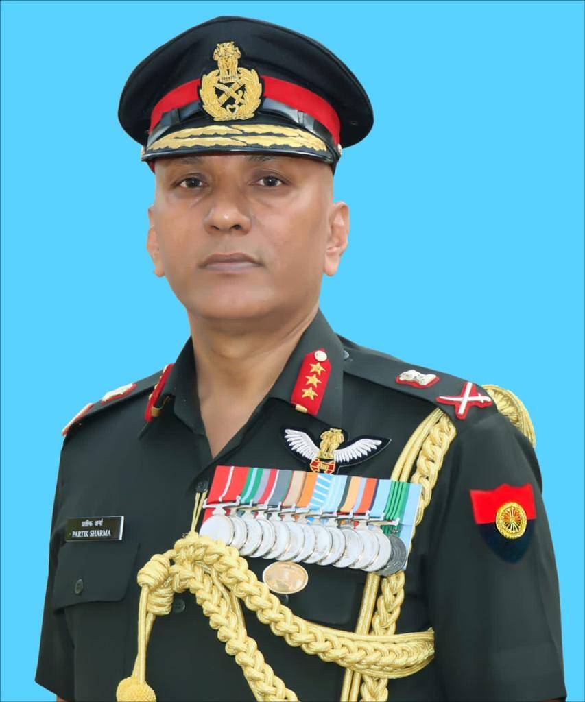 Lieutenant General Pratik Sharma assumed the appointment of the Director General of Military Operations #DGMO today. Prior to this, he was commanding the #KhargaCorps.

#IndianArmy