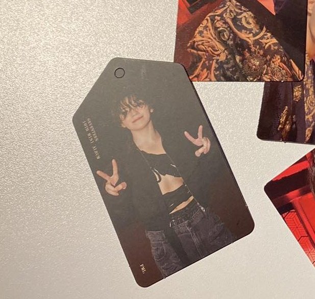 wtb lfs / (wts lfb) 

Woozi paper tag deluxe fml ver

-onhand (no stbo)
-no to sets plss
-can do res/dop (prio)
-can do payo
-no to op

Dm(with price already) / reply your offers

t. Seungcheol jeonghan joshua jun mingyu woozi hoshi dino seungkwan dk the8 vernon wonwoo