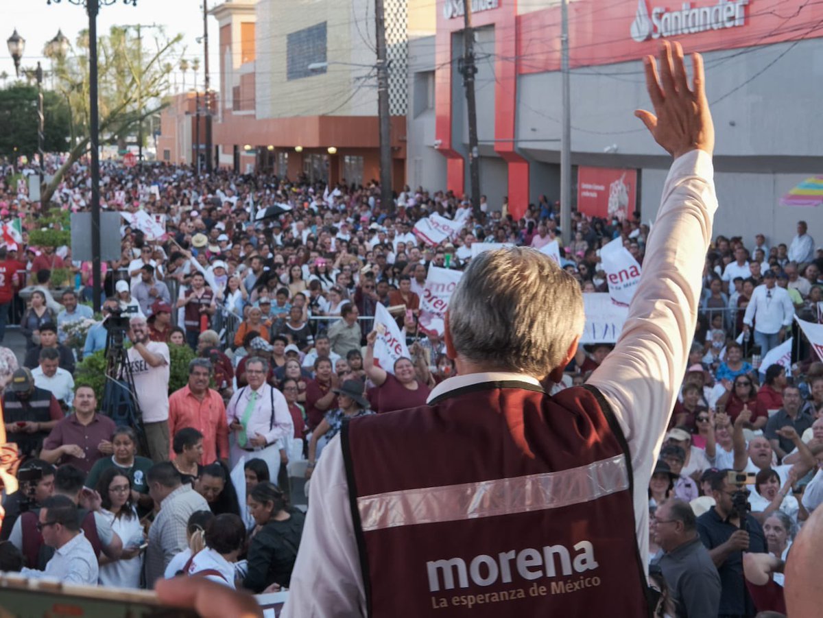 adan_augusto's tweet photo. Hoy tuvimos una tarde inolvidable en Mexicali: miles de corazones nos reunimos para reafirmar que la dignidad no se vende ni se negocia, se defiende. 

Nuestro movimiento se construyó con el pueblo y es de todas y todos los mexicanos. https://t.co/GWD9xYpc5L