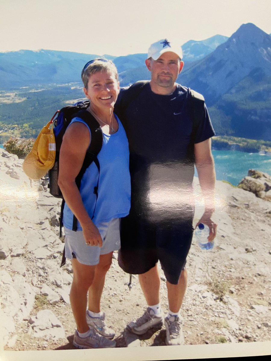 TrackRose's tweet image. My work wife for the last 16 years. Couldn’t ask for a better friend @jenn4gym