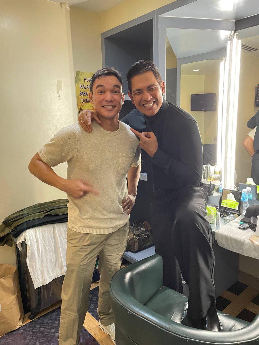 AngeliPV's tweet photo. Reunions. The former @ASAPOfficial gang ~ the CHAMPS arrive for @itsShowtimeNa on @gtvphilippines  at the @ABSCBN studios to greet their “Chief” - CHIEF HURADO for today @GaryValenciano1 @realeriksantos @xtianbautista @iammarkbautista #ItsShowtime #ShowtimeOnGTV #garyvalenciano https://t.co/FN5pVYP4hh