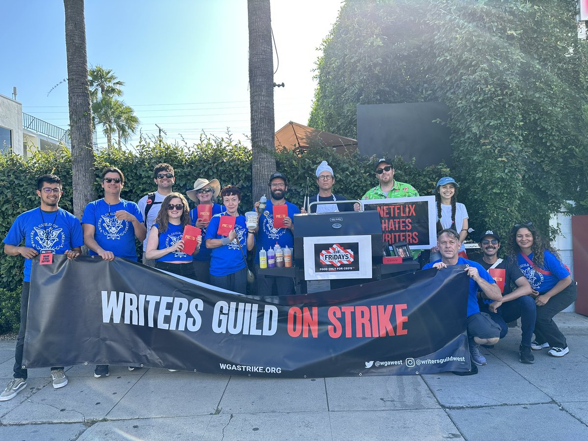 WGAWest's tweet photo. Successful leafleting tonight at Netflix’s pop up restaurant “Netflix Bites” #WGAStrike https://t.co/eYn1UR0x95