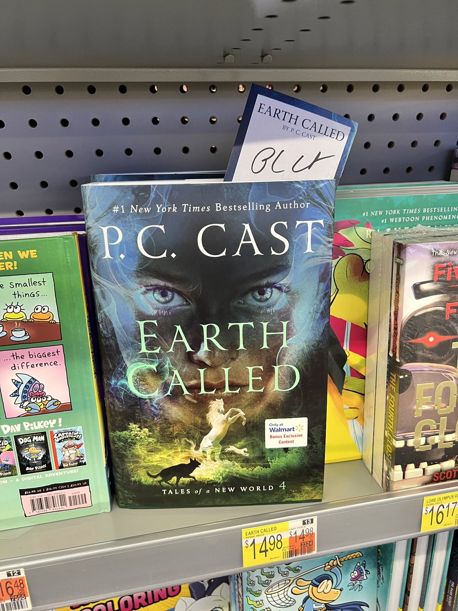 SedonaFeretto's tweet image. 3 signed bookplates at the Walmart Supercenter off of Gallatin in Nashville! #earthcalled #signedbooks #newbooks #talesofanewworld