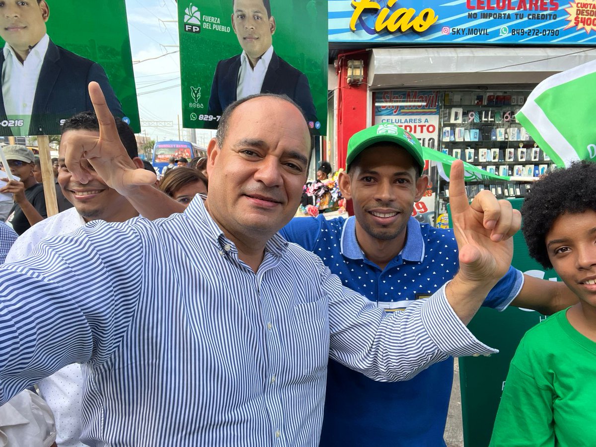 SurunSDE's tweet photo. Luchando por una verdadera transformación Municipal, en el Bandereo Santo Domingo Este Por y Para la Gente.
#Surun #Alcalde2024 #Santodomongoeste #FuerzaDelPueblo #fp #LeonelFernandez #Asde https://t.co/upbyQGbtYT
