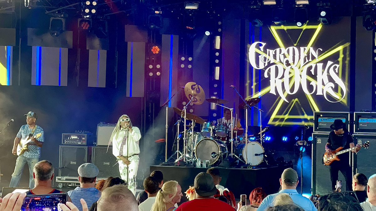 Ray_Boucher's tweet photo. When @LivingColour plays #Epcot, it makes me feel a little bit better about paying for an annual pass. They still kick ass.
Also, @vurnt22 is one of my all-time favorite Twitter follows, I recommend. https://t.co/7GhYaAEMG2