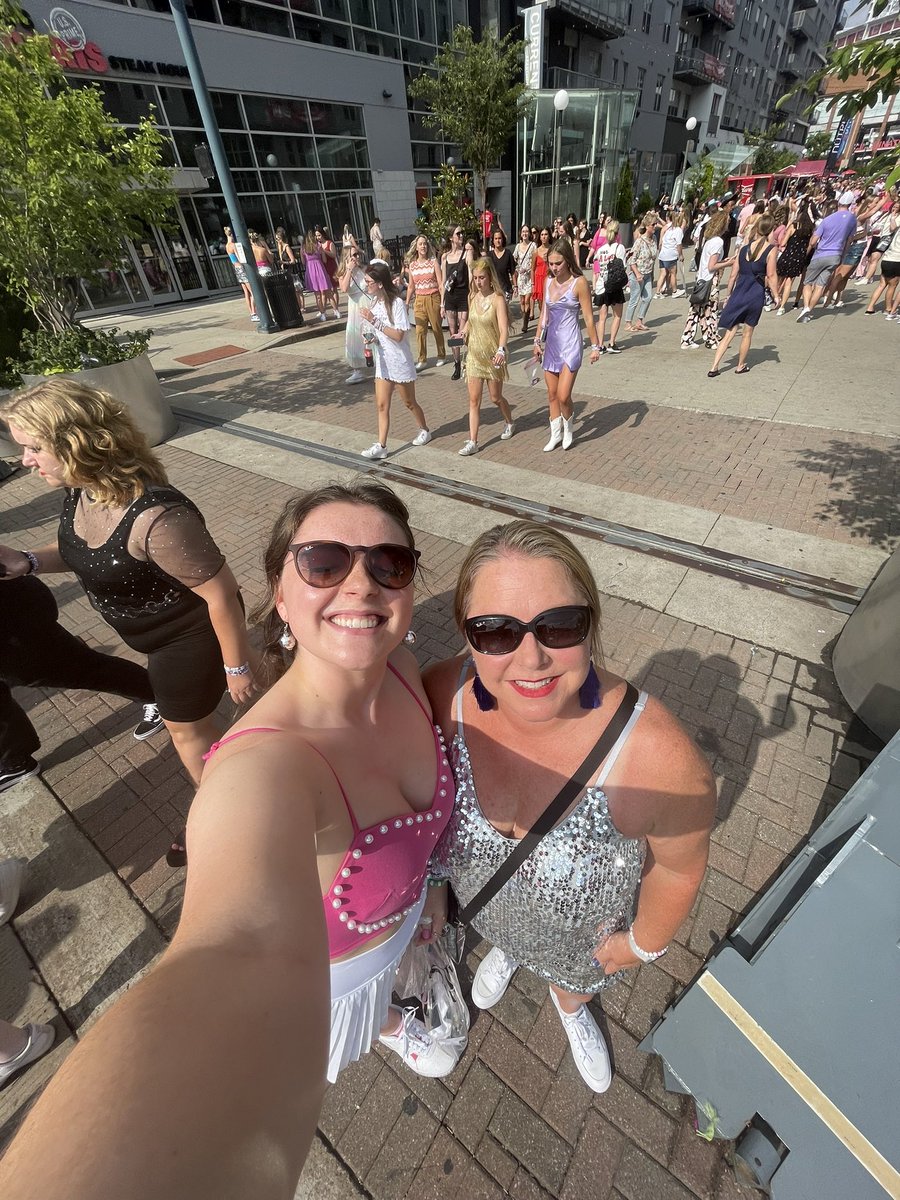kpittman23's tweet photo. Sweating 🫶🏻💗 https://t.co/3Sijyvm0IB