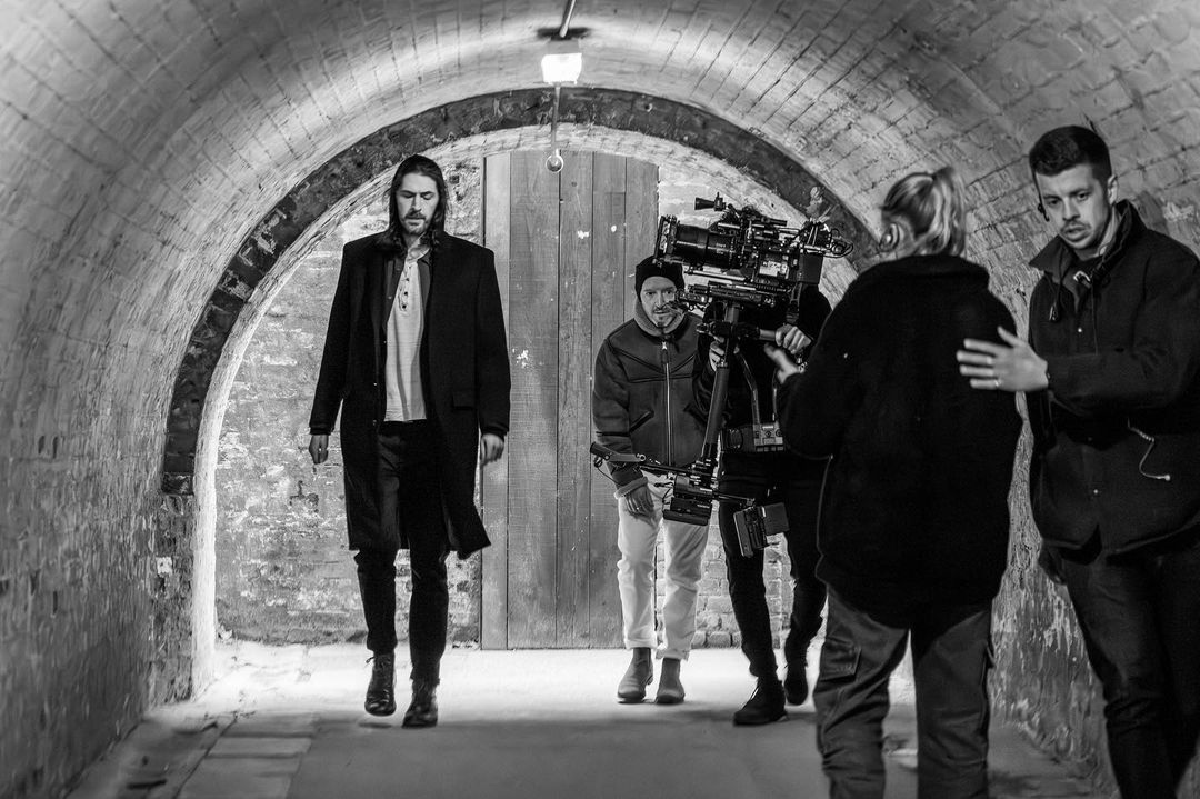 daily hozier pics & vids tweet media