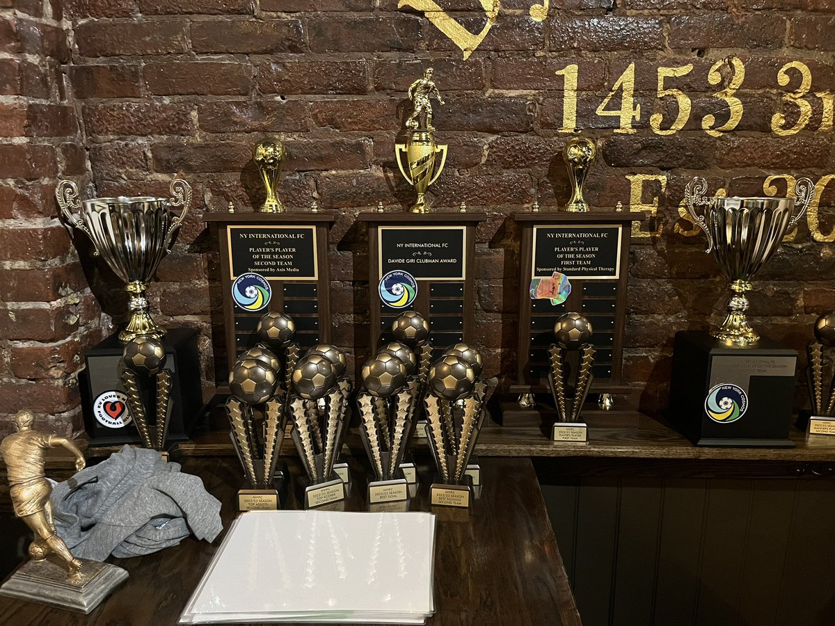 Corentin Claisse (@cococlaisse) on Twitter photo This club is much more than just a football team.
Awards night at The Ravens for <a href="/NYIntFC/">NY INTERNATIONAL FC 🦁</a> This club is much more than just a football team.
Awards night at The Ravens for <a href="/NYIntFC/">NY INTERNATIONAL FC 🦁</a>