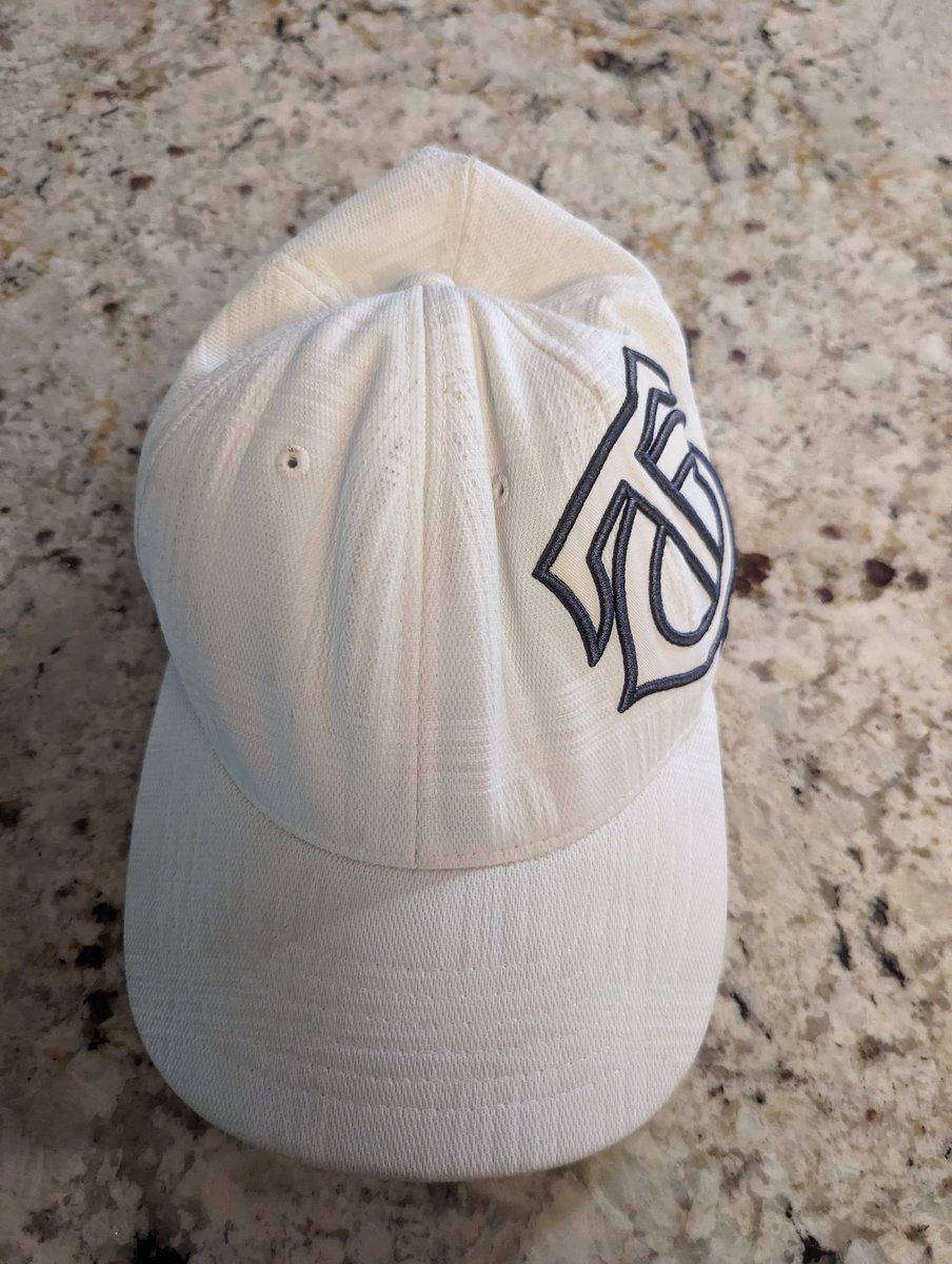 MindbulletsDK's tweet photo. @47 This one until it wears out! No longer made anywhere anymore https://t.co/6eNidHtwLx