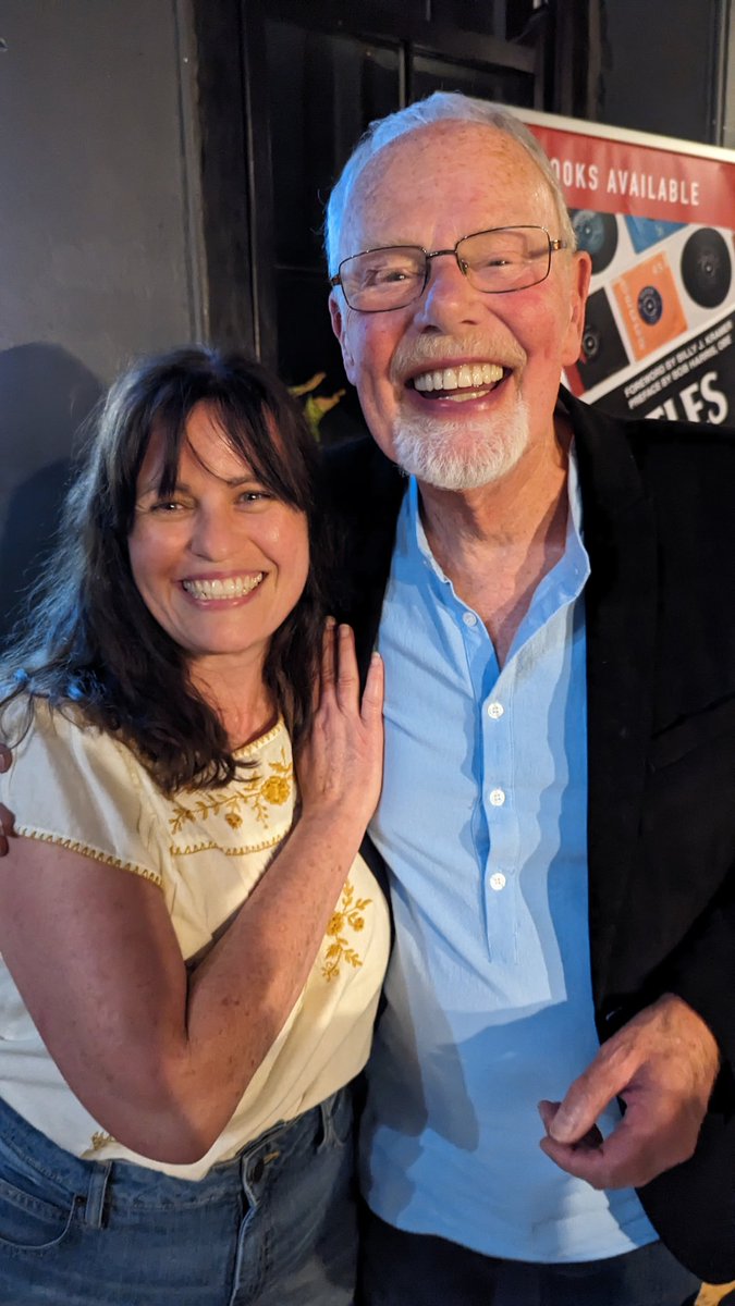 JamesErie74's tweet photo. A brilliant evening with the legendary @WhisperingBob and #ColinHall at the gorgeous venue @acapelastudio. A deep dive into the songs the Beatles gave away. Fascinating stuff and so lovely to hear people talking about their passion. Recommended! โค๏ธ https://t.co/OXezsQYpay