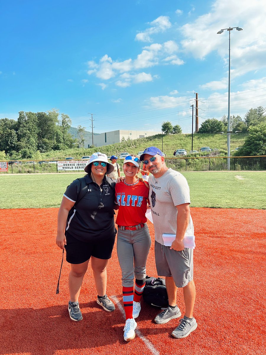 Brooklyn (@brooklynamble) on Twitter photo Thank you so much <a href="/UpstateSoftball/">USC Upstate Softball</a> for hosting the Elite 80 camp in Asheville NC! I learned so much and made so many new friends! Can’t wait to see these coaches again tomorrow for the Great Smokey Mountain Showcase!
<a href="/slappers_dad/">Marty Hutchinson</a>
@coachv_asc
<a href="/kyleighmpayne/">Kyleigh Payne</a> Thank you so much <a href="/UpstateSoftball/">USC Upstate Softball</a> for hosting the Elite 80 camp in Asheville NC! I learned so much and made so many new friends! Can’t wait to see these coaches again tomorrow for the Great Smokey Mountain Showcase!
<a href="/slappers_dad/">Marty Hutchinson</a>
@coachv_asc
<a href="/kyleighmpayne/">Kyleigh Payne</a>