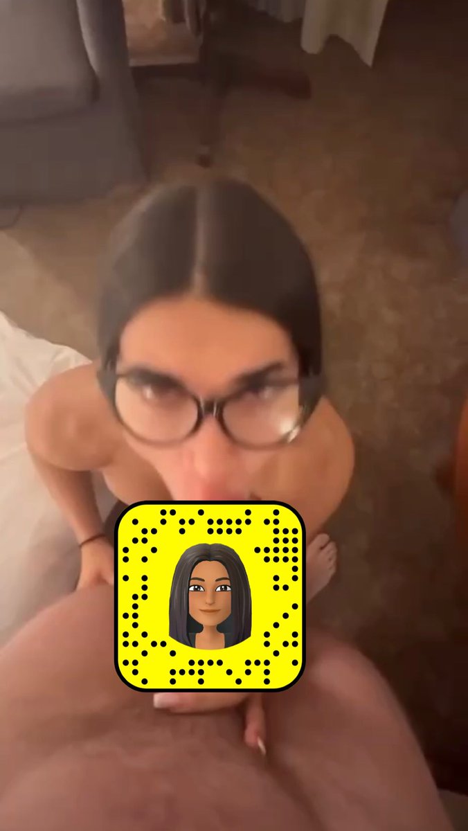 AnnaKrasiwaja's tweet photo. Heute Nacht noch hier + bei Snapchat + bei TELEGRAM online wenn ihr geile Videos kaufen wollt 💋 #content #adultcontent #onlyfans #stripchat #visitx #sextapes #sexvideos #badbitch https://t.co/EeJDBkHoOu