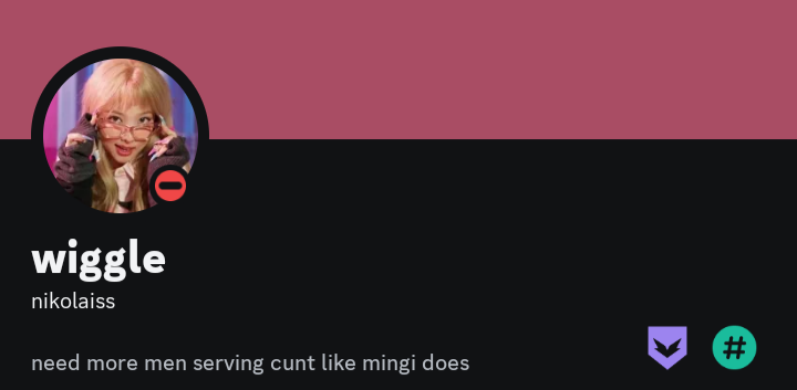 / if you gusy wanrt to contact me out of twit go to my disc uaamm i cant promise i'll respond all the itme im a little awkward ^__^