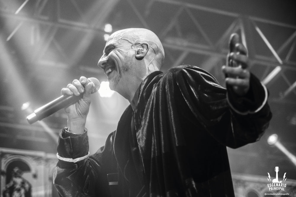 Bersuit Vergarabat | Junio 2023 | Estadio Ferro

📸Nicolás Bruno
📝Cristian Zaracho

instagram.com/p/CuIUPaNPIbQ/