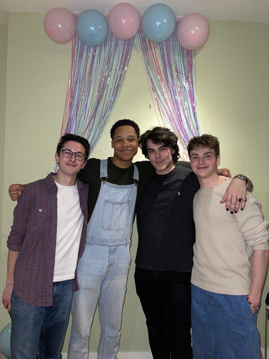 Dear Evan Hansen tweet media