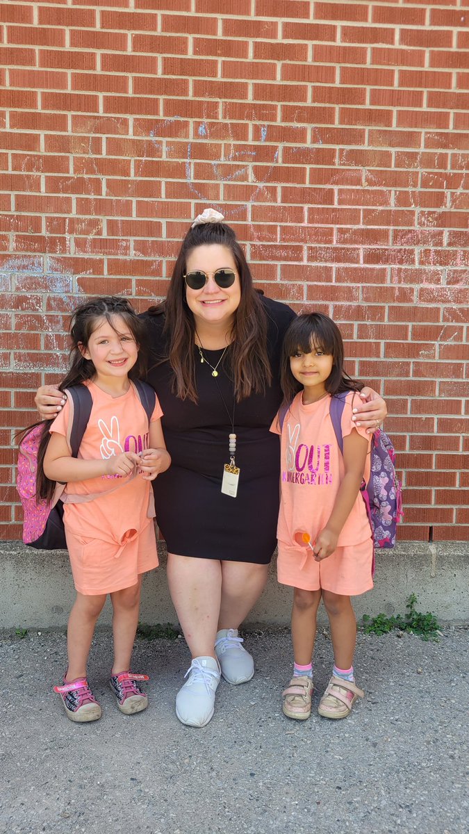 ✌🏻 out Kindergarten!! Have a great summer <a href="/TrafalgarPS/">Trafalgar PS</a> Titans.  We can’t wait to welcome you back in a couple of months!