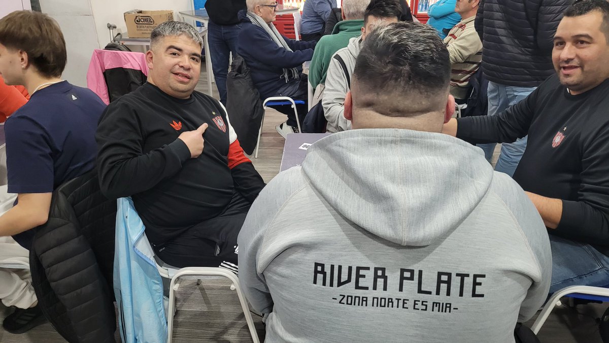 #Truco #LigaNacional 
4° Fecha - Grupo Espada - Región Amba de <a href="/truco_asart/">Asociación Argentina de Truco</a> 

🏟 Sede : <a href="/SanLorenzo/">San Lorenzo</a>

Ya se juega <a href="/ChacaOficial/">Chacarita Juniors</a> vs <a href="/RiverPlate/">River Plate</a> 

#VamosChaca! 🇾🇪