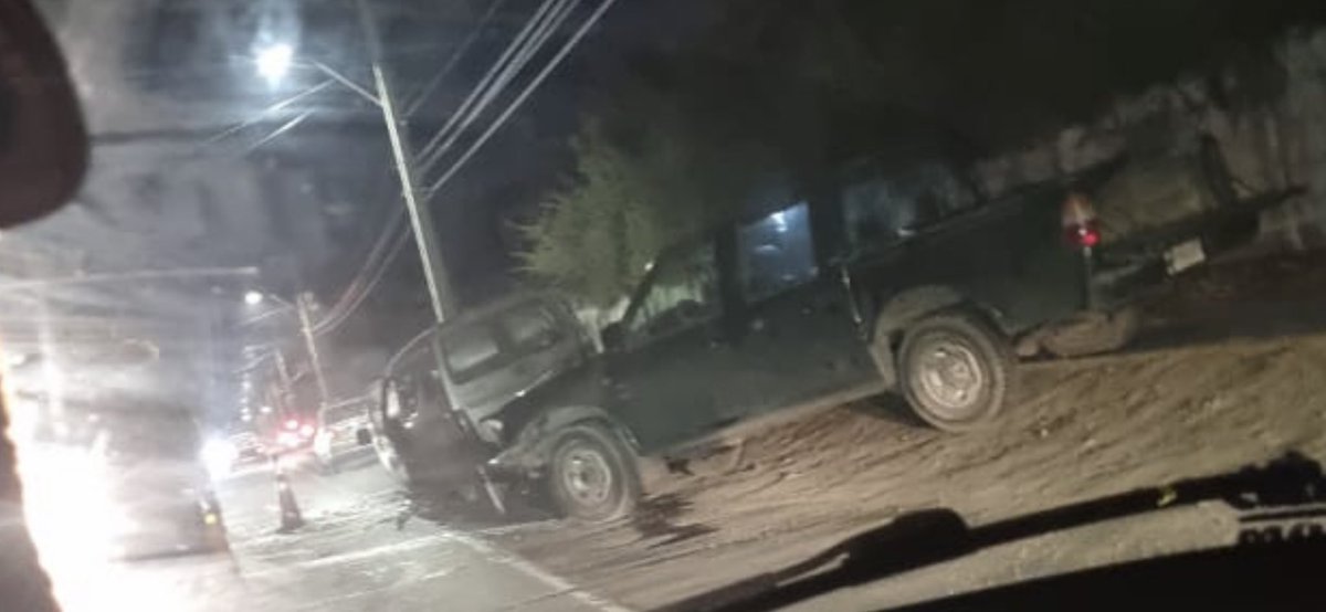 EmergPanquehue's tweet photo. AHORA: Accidente vehicular en ruta Troncal 601 sector San Roque Panquehue. Colisión de dos vehículos menores. Dos lesionados. Bomberos en el lugar a la espera de SAMU. https://t.co/7lPLcdVu4G