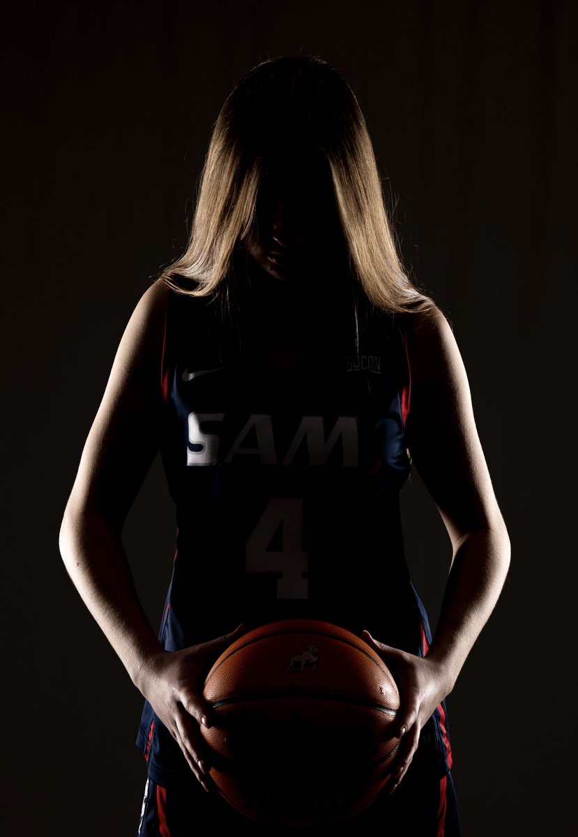 Claire Johnson tweet media