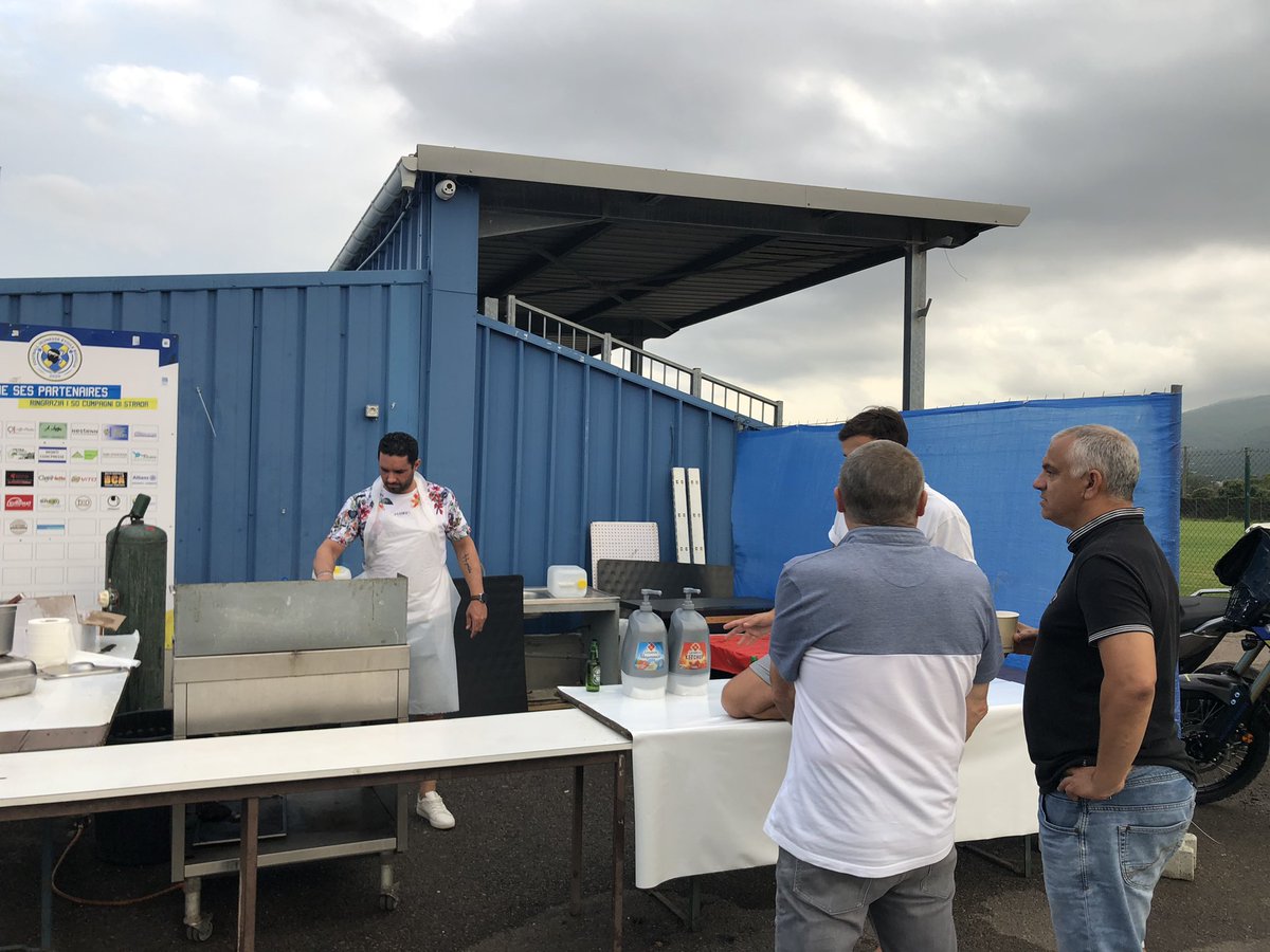 FBiguglia's tweet photo. #soireefjeb #soireefindesaisonfjeb #saison20222023
Notre club organisait ce vendredi 30 juin 2023 une soirée de fin de saison…
Nous souhaitons de bonnes vacances sportives à tous nos licenciés, parents et amis…
Forza Biguglia!!
🤍💙💛
.
.
.
#biguglia #fjeb #fjebiguglia https://t.co/2mVj1iEE2u