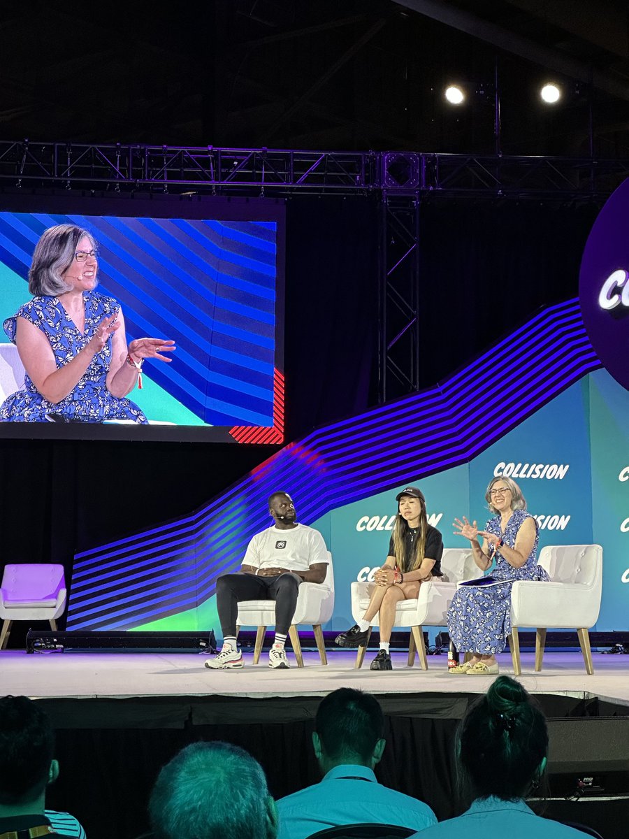 SoloCeesay's tweet photo. Bear market where? 

Nbd but the @CalaxyApp team (with a helping hand from @deadpixels_club!) KILLED it on one of the biggest of stages at @CollisionHQ this week in Toronto.

Just you wait. We’re coming.

#HederaHeatWave https://t.co/qgCEgShJHY