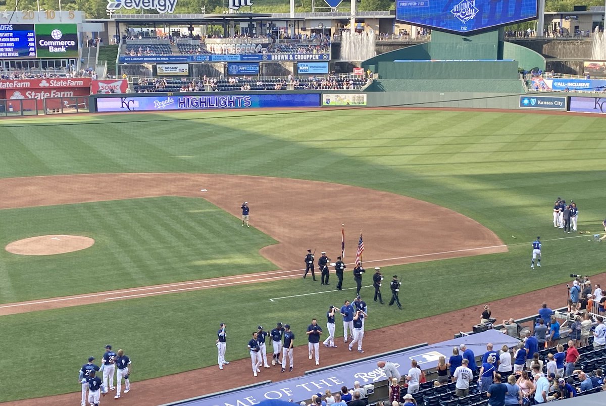 JulesBaseball's tweet photo. Go Royals!⚾️💙 https://t.co/Hpa5md6EXP