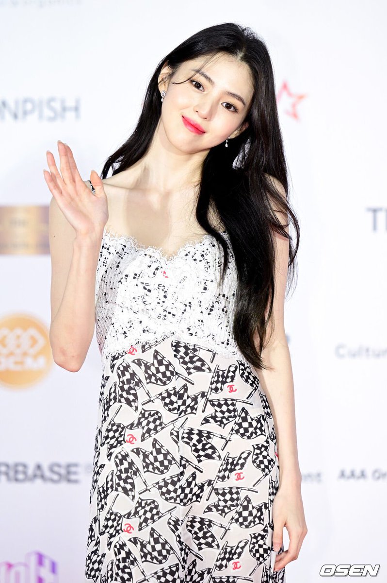 Han Sohee Global tweet media