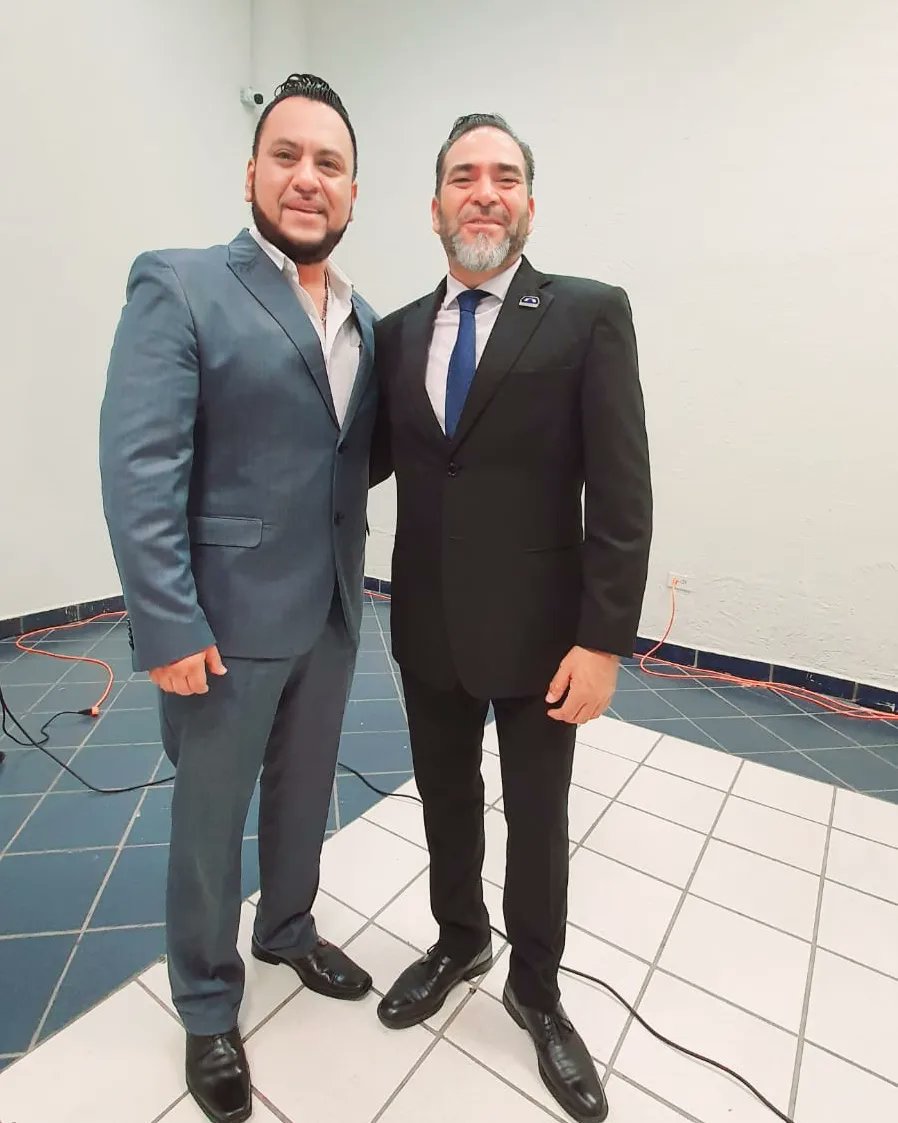 SMI_Nacional_'s tweet photo. Participa nuestro Presidente Nacional CEN SMI @JOSMARMAT en el desayuno del @CICED3 dónde reconocieron a grandes Ingenieros duranguenses por su destacada trayectoria profesional. @CristinaRuiz_S @EVillegasV @gobdgo @SGGDurango @SecopeDurango #Felicidades @HectorVelaV #OrgulloSMI https://t.co/q5y6LOkeuf