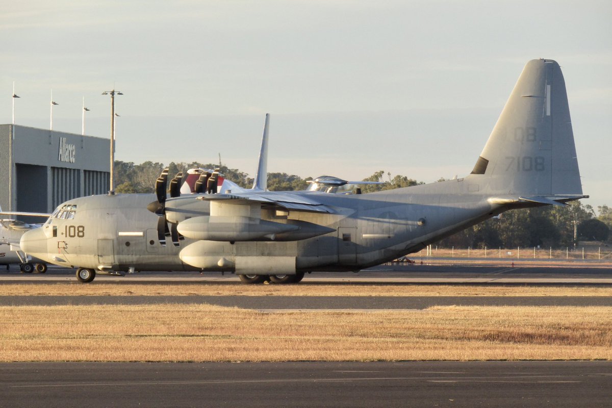 cqplanespotting's tweet photo. The @USMC U.S. Marine Corps (#USMC) Lockheed KC-130J Hercules 167108 / QB-7108 of #VMGR352 is also still parked at #Rockhampton Airport Saturday morning after arriving yesterday from RAAF Richmond as “Raider 52”. https://t.co/y0IfXAD66P
