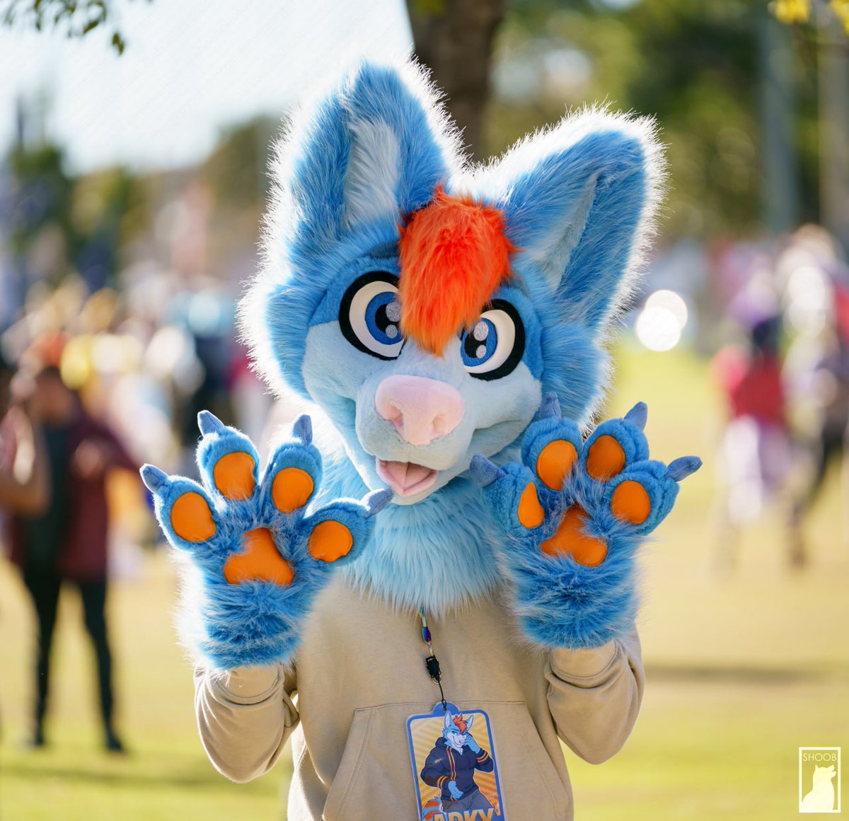 I don't remember this being taken at Aurawra but I just love this photo!! 📸: @shoobphotos