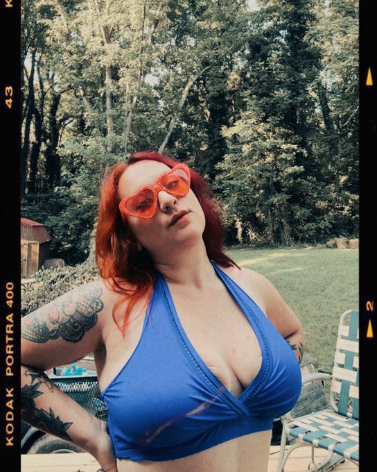 Im feeling this hair 🤩✨ https://t.co/siA4YsmIM5