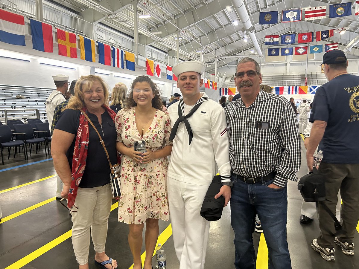 Officially graduated from navy boot camp!!