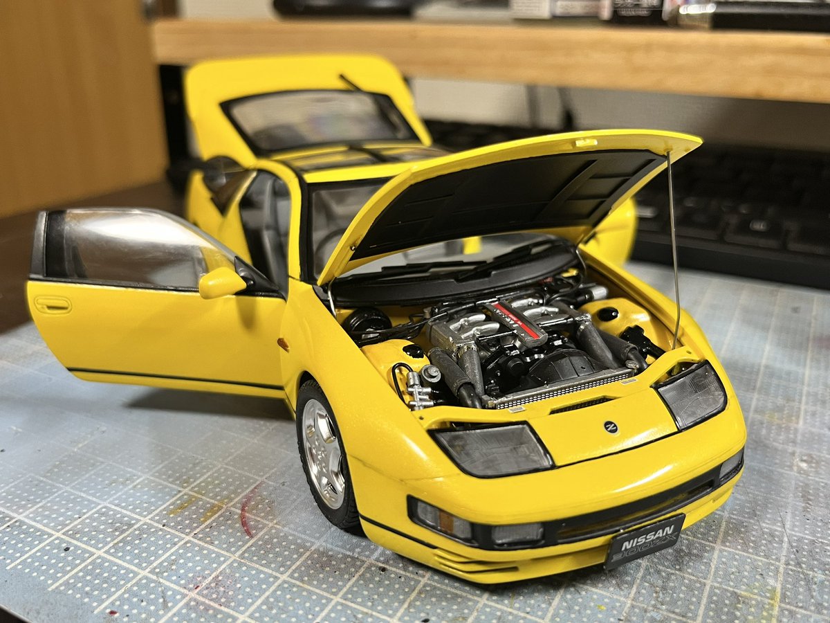 YK_models's tweet photo. タミヤのZ32完成しました。
初めての開閉化で色々と課題が見えてきたので今後に活かしたいです。
 #タミヤ   #プラモデル  #フェアレディZ https://t.co/eM5MS8HkpD