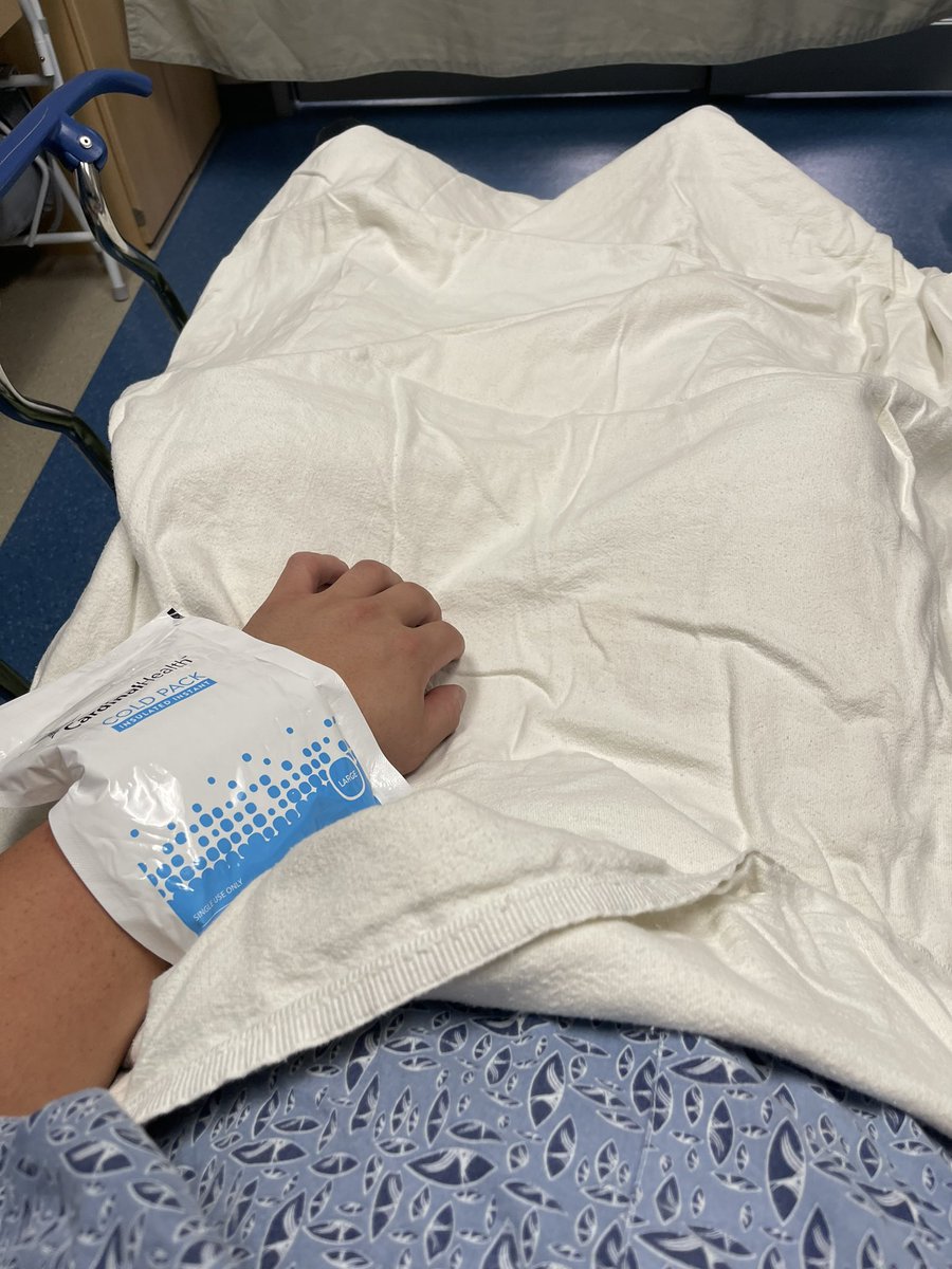 KingofJUCO's tweet photo. Got in a car accident today.

Luckily wife &amp; Sophia were not in the car so they are ok, I’m just a little fucked up.

It’s all good tho I bench 365lb so I should be back soon nothing can hurt me.

I’ll be off grid for a bit so watch my YouTube video that drops tomorrow.

Bye. https://t.co/IKYO8pkhJR