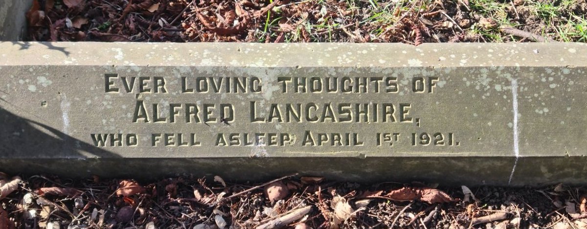 #RememberedHere
John Leonard Thorpe
Fell in action 1 July 1916
Aged 21

#WathCemetery #WathUponDearne #Rotherham

#WW1 #LestWeForget

Online records via m.facebook.com/story.php?stor…