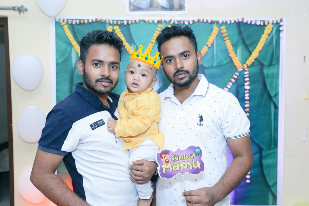 Chandra73183700's tweet photo. Happiest birthday 🎂to the most smart person of our family 😁 . Ur enrichment in my life is like getting a great wonder to me ❤.................
#itsgaluriday
#BirthdayBoy
#1yrcompletion
#lilone https://t.co/LEYSqZF0Xu
