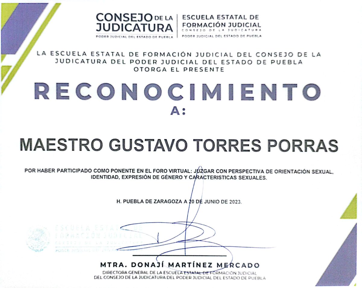 TioGusDixit's tweet photo. Agradezco a la @EscuelaForJud del @PodJudPuebla y a su Directora @dona_mm, la invitación y el reconocimiento entregado. Por una #PazYJusticiaSocial. 

En el #MesDelOrgullo y siempre, defiende los #DDHH de las personas #LGBTIQA+ ⚖️🏳️‍🌈🏳️‍⚧️

#ConsejosTíoGus #OSIEGCS #AgentesDeCambio 💚 https://t.co/n6BFQXrAZc