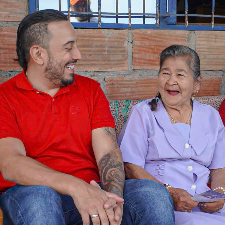 PatinoJuanD's tweet photo. Juntos lo vamos a lograr ¡con respeto y transparencia! 
#JuanDiego #PorRisaralda https://t.co/X1PgTeibxf