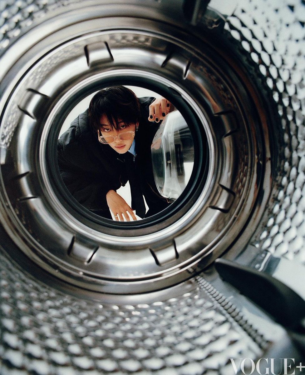 vernonsfriend's tweet photo. Minghao for Vogue Plus (2023) https://t.co/MckgeyGQ21