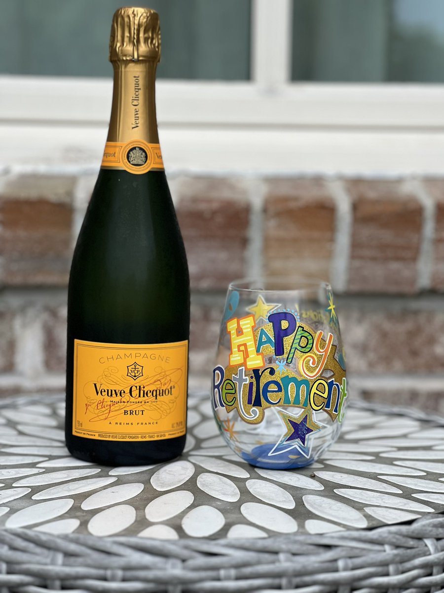 wolfgrad's tweet photo. I DO NOT toast that it is over. I toast that I had the courage to do it. I toast to stepping out of my comfort zone. I toast to the friendships I made along the way. I toast to the new PTA President ❤️ #NoRegrets #WildcatProud #HappyRetirement 🤣#OneAndDone https://t.co/AMyc19und1