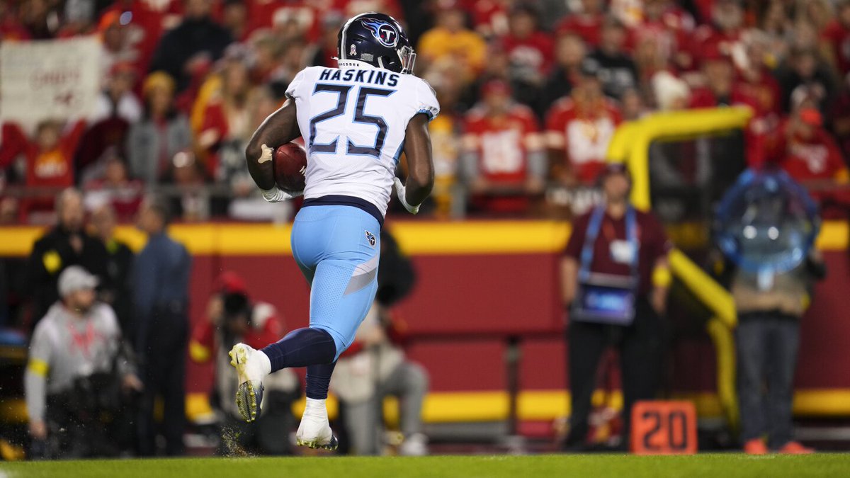 Hassan Haskins charged with aggravated assault by strangulation dlvr.it/SrVTwX