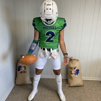 #NewProfilePic @MillersFball <a href="/CoachT_LYL/">Malik Trollinger ✨</a> <a href="/donlee9596/">Don A. Lee</a>