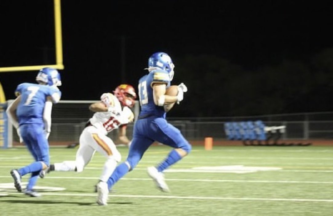 sportsinkansas's tweet photo. Westin Rose of Towanda-Circle rushed for 868 yards and 9 TDs last season as a sophomore. His big year on the ground helped the T-Birds advance to the 4A state quarterfinals. It was the best season for Circle since 1980 🏈 
Look for him in his junior season this fall. 
#sportsinkansas