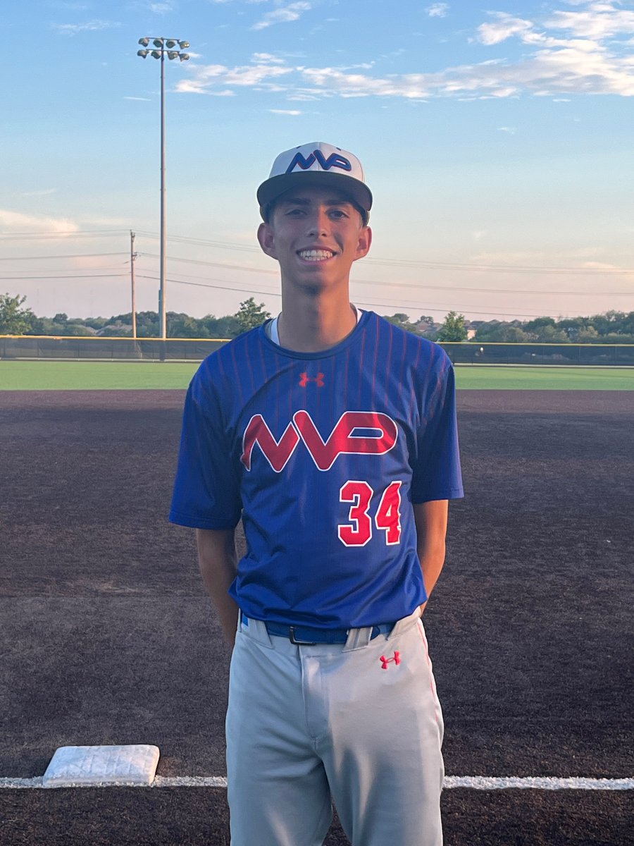 #SummerShowdown F: @MVPBaseballOK 16U ECK 4, Dallas Warriors 2
PoG: @walker_wakeland 1-1, 2 RBI
Pitcher: @cason_coomer 6 IP, 5K, ER, BB
Notable: @ChismStone 2-2