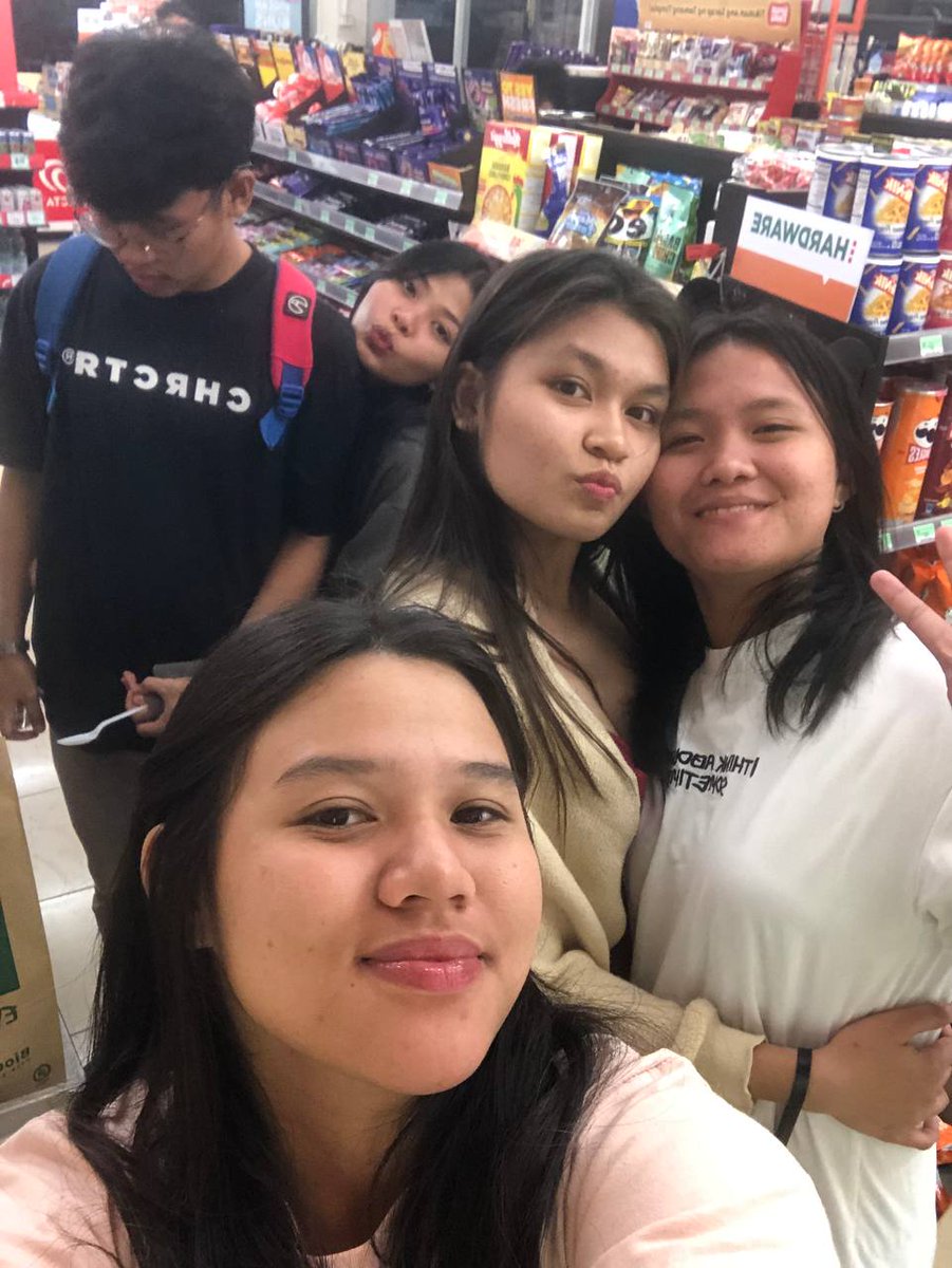 jzjoys's tweet photo. june dump https://t.co/oV0EJJ4n1t
