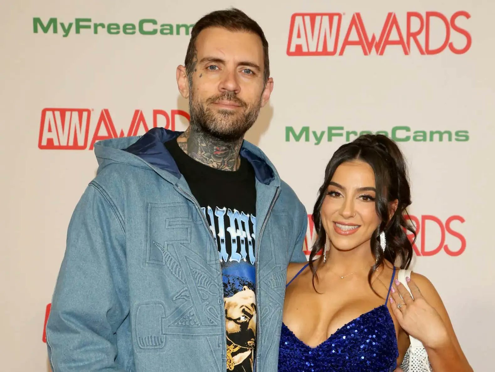 Barstool Sports on X: Progressive King Adam22 Agreed To Let His Wife Star  In A Porn With Another Man (Bonus: Pros & Cons Of Letting Your  Significant Other Do Porn) t.cokAIOvovaBi t.coeKaJUeRB5v  